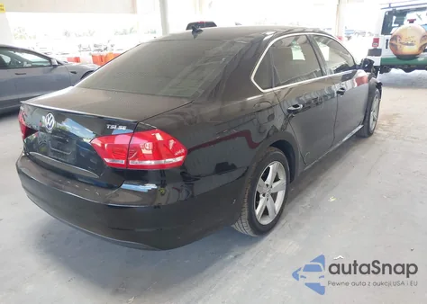 2015 Volkswagen Passat 1.8T Se z USA, uszkodzony, nr VIN 1VWBT7A30FC064531